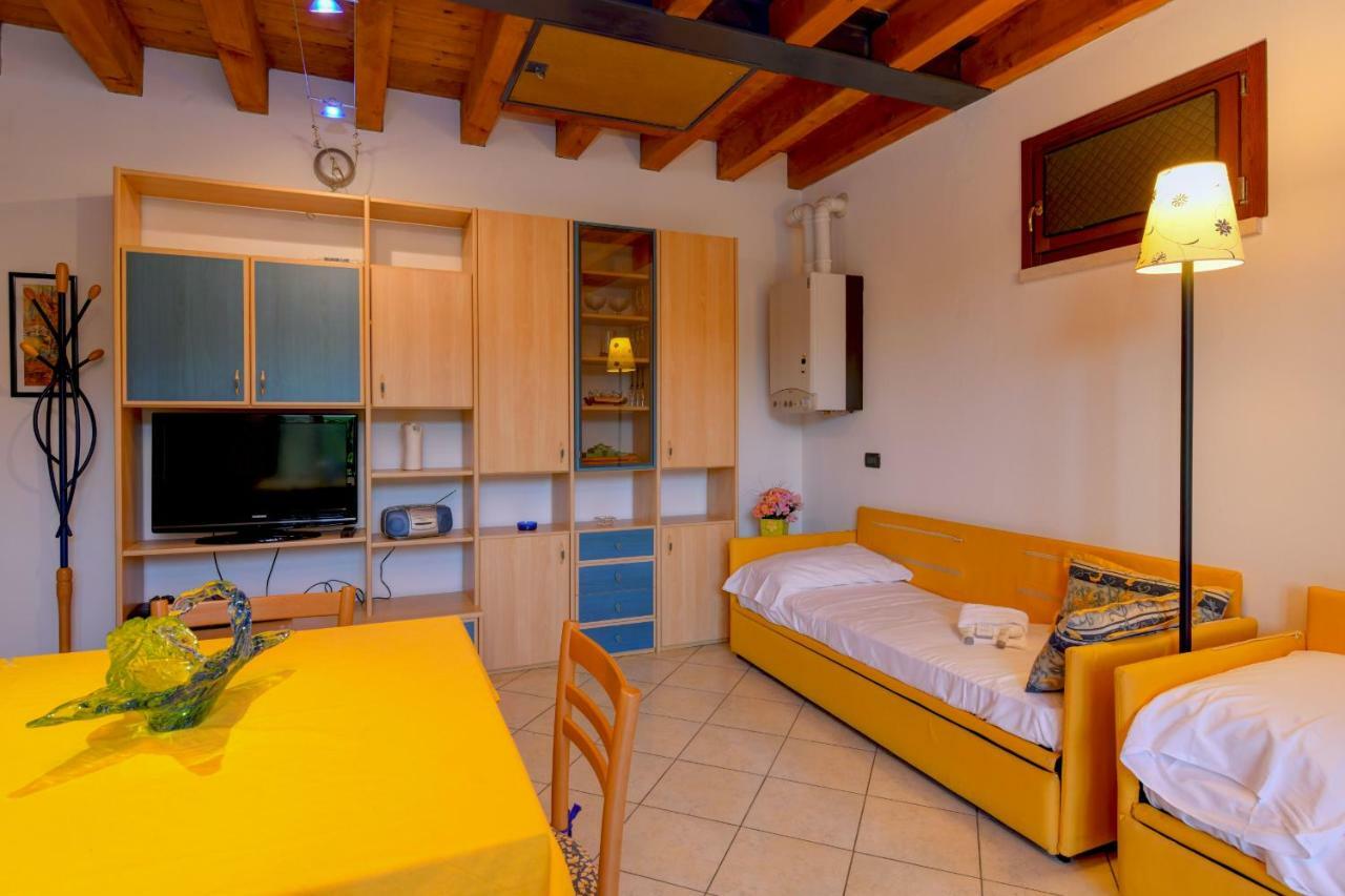 Peschiera Summer Home Peschiera del Garda Exterior photo