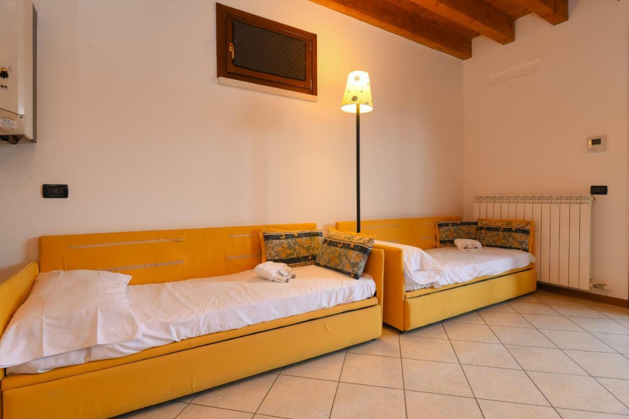 Peschiera Summer Home Peschiera del Garda Exterior photo